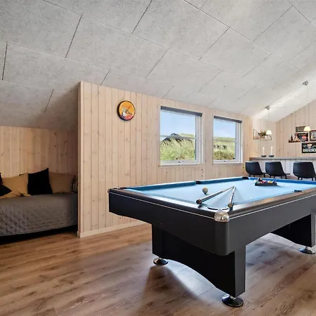 Hébergement de vacances With Fireplace 2